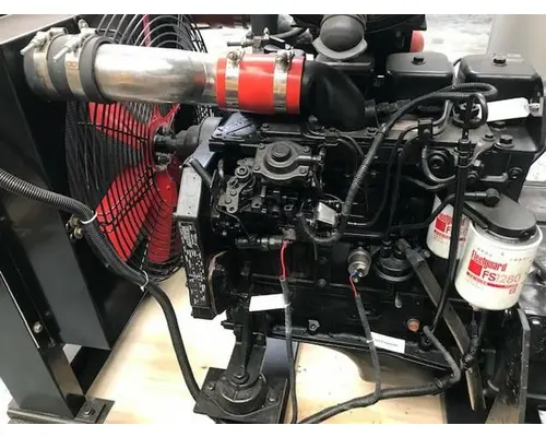 Cummins 4TBA3.9 Engine Assembly