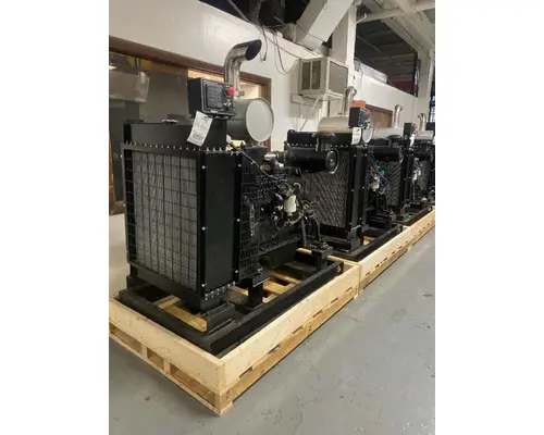 Cummins 4TBA3.9 Engine Assembly