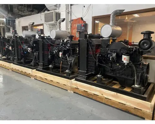 Cummins 4TBA3.9 Engine Assembly