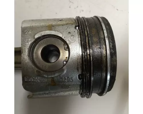 Cummins 6.7ISB Piston Assembly