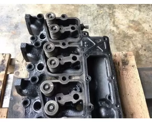 Cummins 6BT Cylinder Head