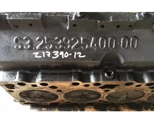 Cummins 6BT Cylinder Head