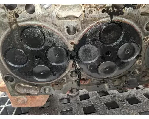 Cummins 6CT 8.3 Cylinder Head