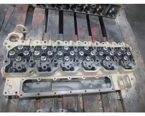 Cylinder Head Cummins 6BT Machinery And Truck Parts