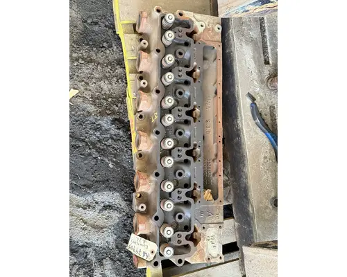 Cylinder Head CUMMINS 8.3 Truck Salvage International Inc