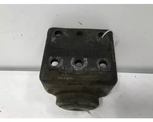 Cummins B5.9 Engine Mounts