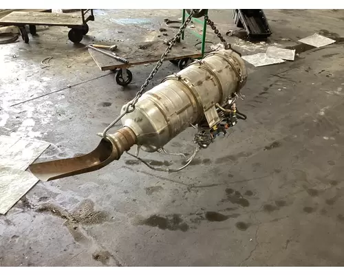 Cummins B6.7 Exhaust DPF Assembly