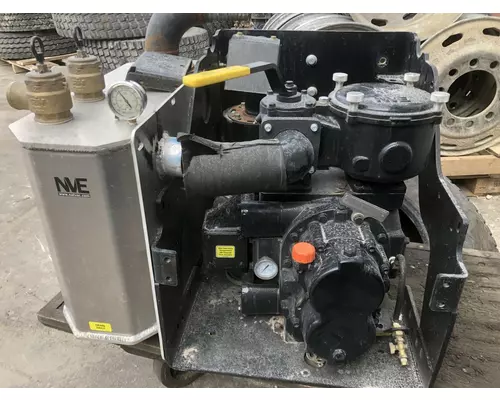 Cummins B6.7 Vacuum Pump