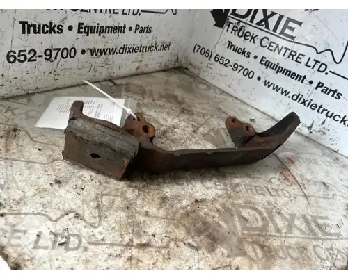 Cummins C8.3 Engine Mounts