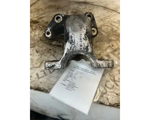 Cummins C8.3 Engine Mounts