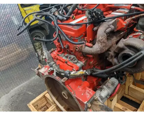 Cummins ISB 220 Engine Assembly