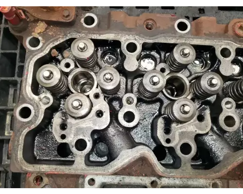 Cummins ISB 6.7 Cylinder Head