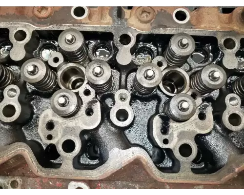 Cummins ISB 6.7 Cylinder Head