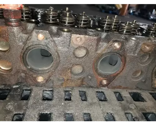 Cummins ISB 6.7 Cylinder Head