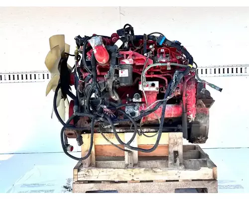 Cummins ISB 6.7 Engine Assembly