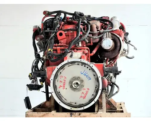 Cummins ISB 6.7 Engine Assembly