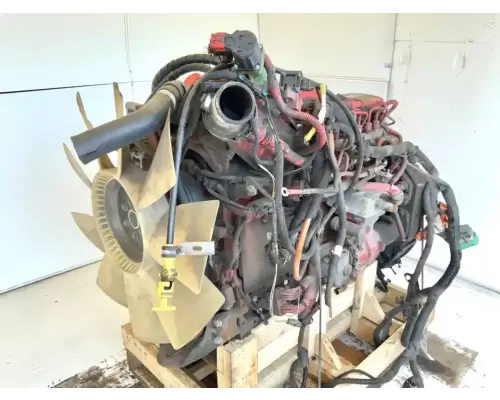 Cummins ISB 6.7 Engine Assembly