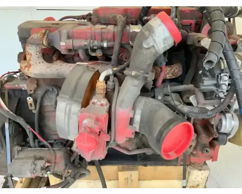 Cummins ISB 6.7 Engine Assembly