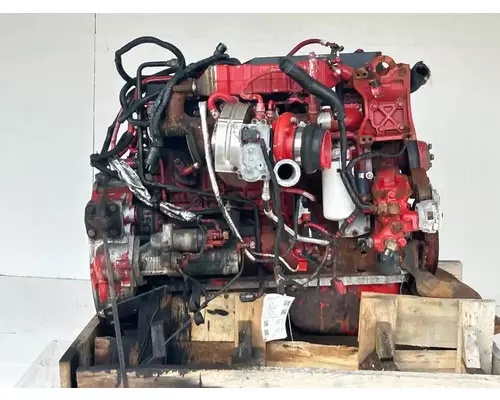 Cummins ISB 6.7 Engine Assembly
