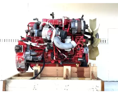 Cummins ISB 6.7 Engine Assembly