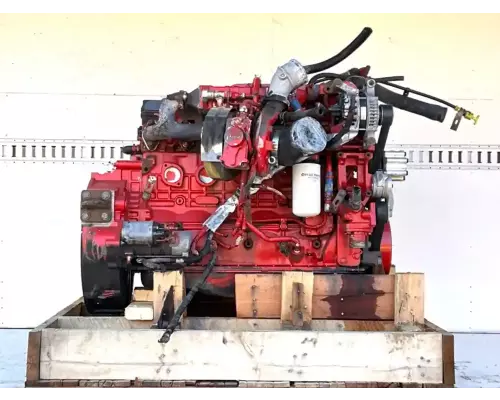 Cummins ISB 6.7 Engine Assembly