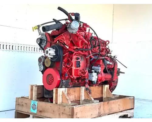 Cummins ISB 6.7 Engine Assembly