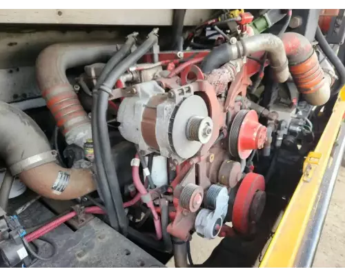 Cummins ISB 6.7 Engine Assembly