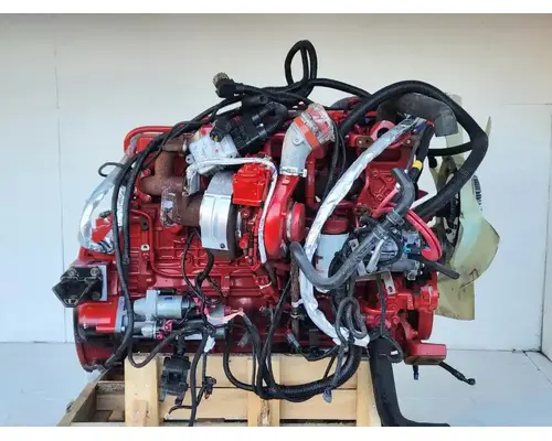 Cummins ISB 6.7 Engine Assembly