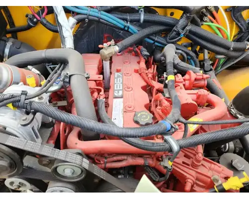 Cummins ISB 6.7 Engine Assembly