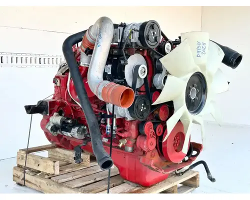 Cummins ISB 6.7 Engine Assembly