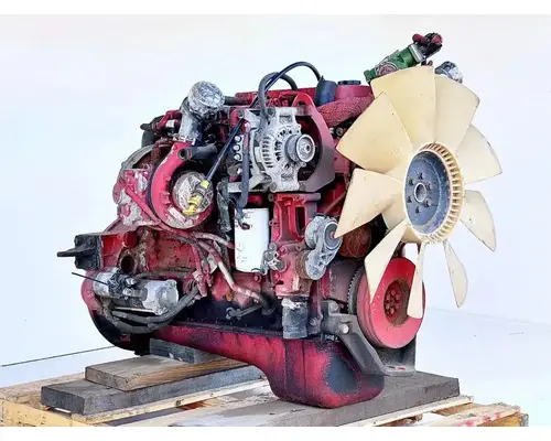 Cummins ISB 6.7 Engine Assembly