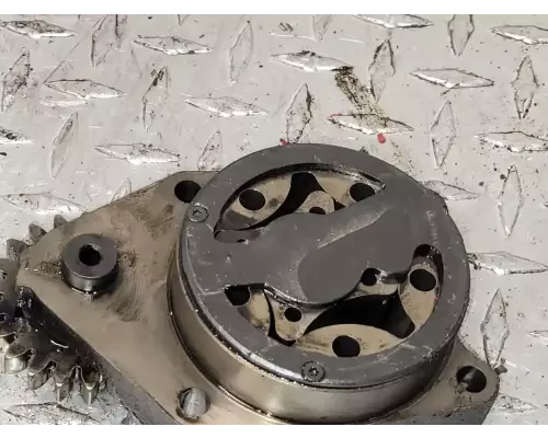 Cummins ISB 6.7 Oil Pump