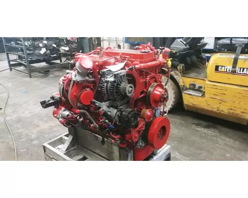 Cummins ISB6.7 Engine Assembly