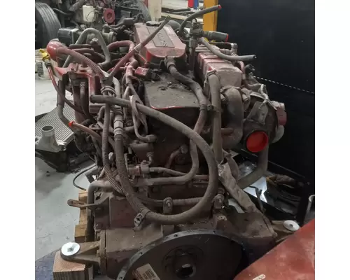Cummins ISB6.7 Engine Assembly