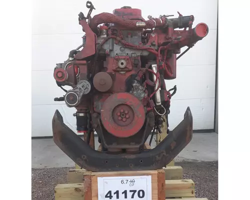 Cummins ISB6.7 Engine Assembly