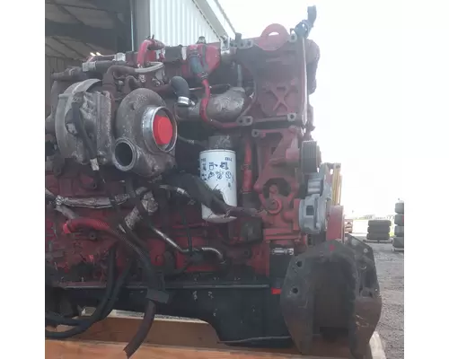Cummins ISB6.7 Engine Assembly