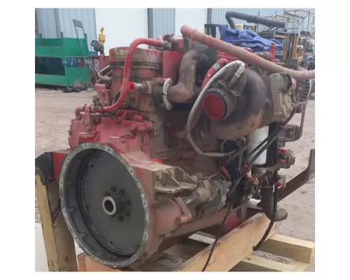 Cummins ISB6.7 Engine Assembly