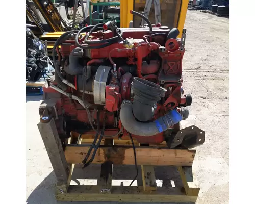 Cummins ISB6.7 Engine Assembly