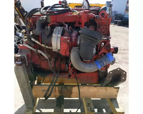Cummins ISB6.7 Engine Assembly