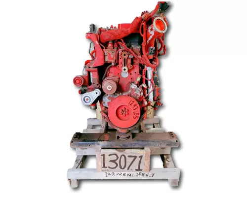 Cummins ISB6.7 Engine Assembly