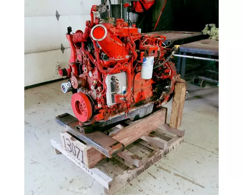 Cummins ISB6.7 Engine Assembly