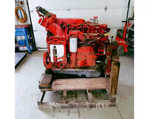 Cummins ISB6.7 Engine Assembly