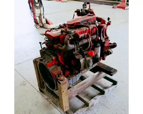 Cummins ISB6.7 Engine Assembly