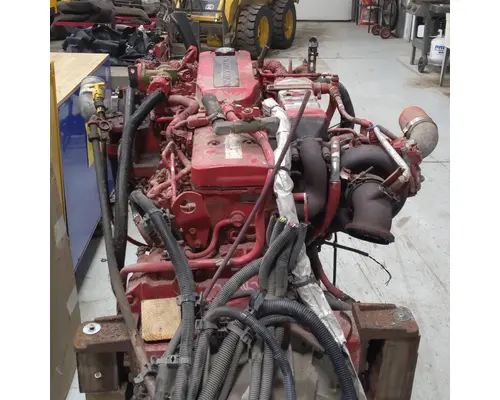 Cummins ISB6.7 Engine Assembly
