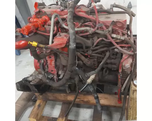 Cummins ISB6.7 Engine Assembly