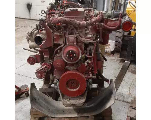 Cummins ISB6.7 Engine Assembly
