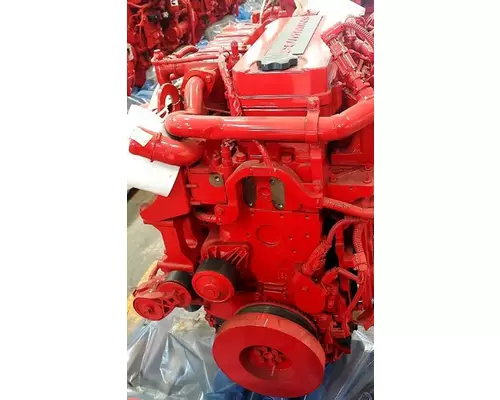 Cummins ISB6.7 Engine Assembly