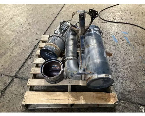 Cummins ISB6.7 Exhaust DPF Assembly