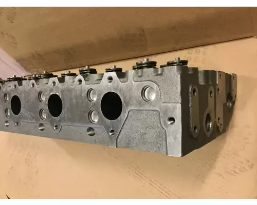 Cummins ISL Engine Head Assembly