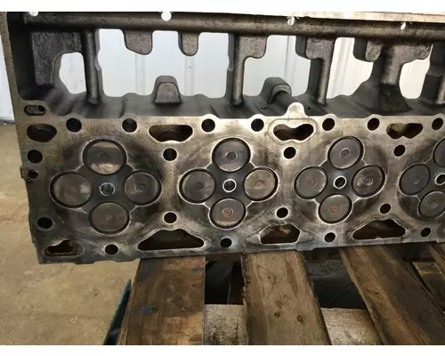 Cummins ISM Engine Head Assembly